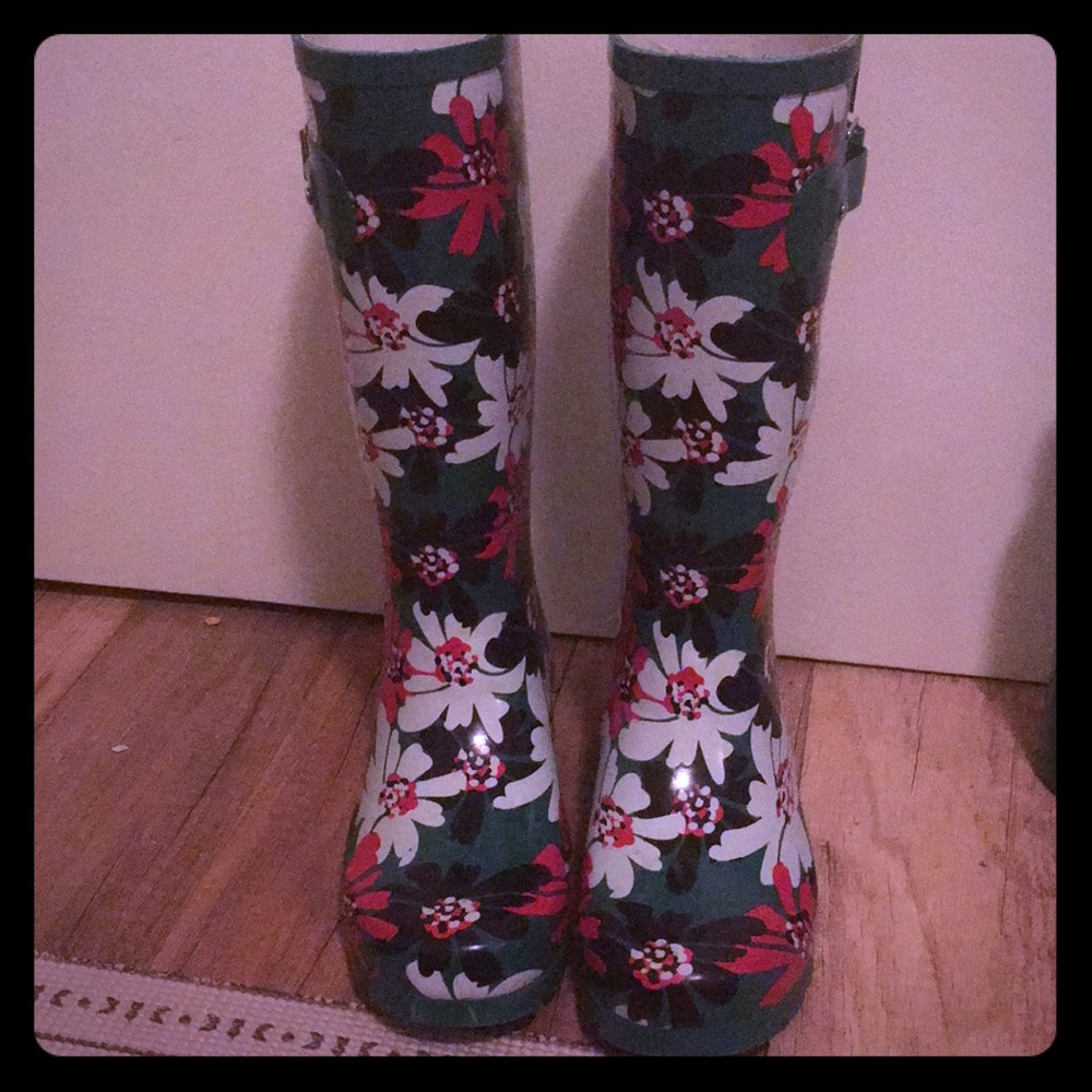 Rain boots